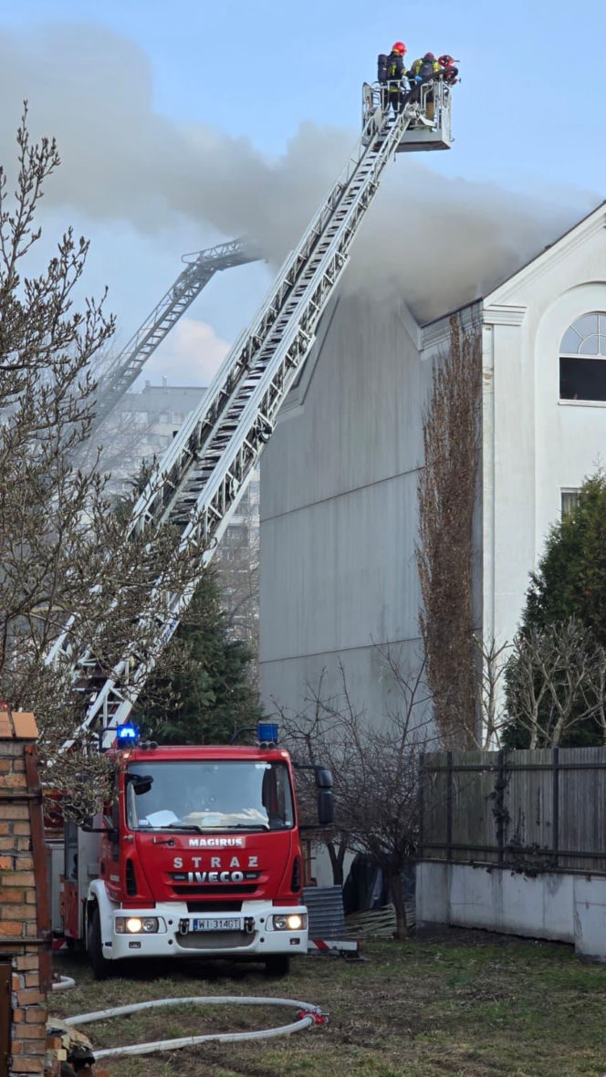 Pożar poddasza w domu jednorodzinnym na Bielanach