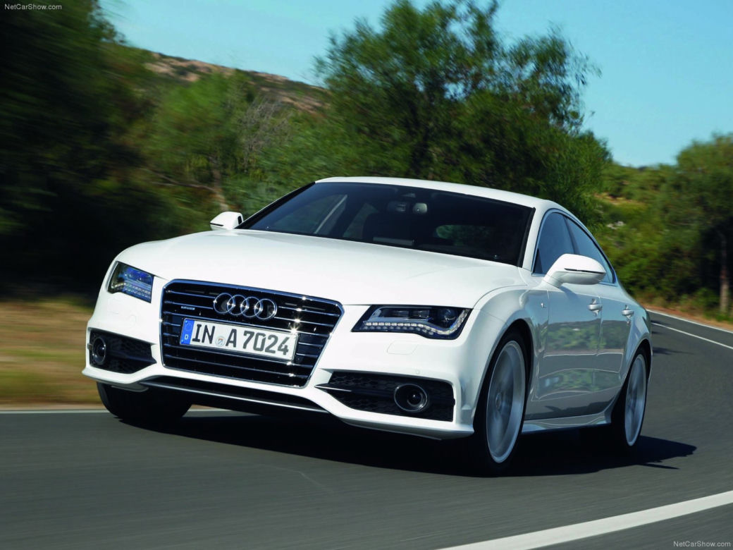Audi A7 hatchback, model 2011