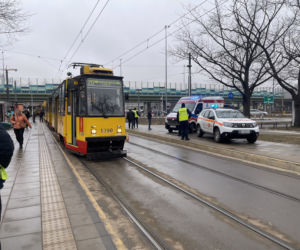 Piesza potrącona przez tramwaj. Składy na objazdach
