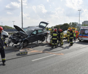 Wypadek Na S8, wjechał na barierki