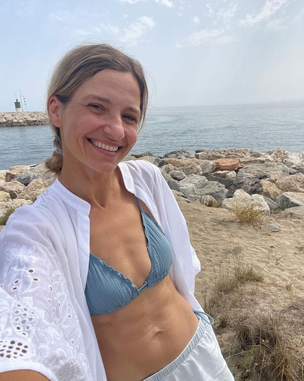Joanna Koroniewska pokazała brzuch