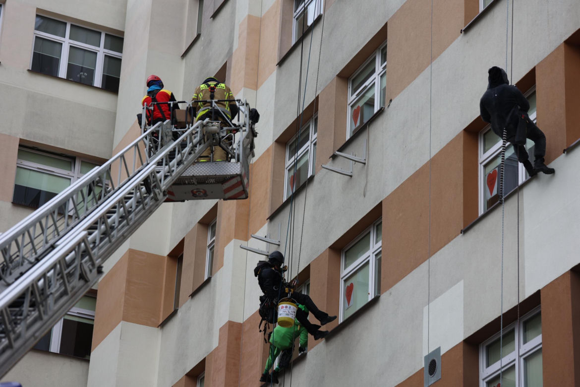 Alpiniści dla WOŚP dali radość małym pacjentom z Uniwersyteckiego Szpitala Dziecięcego w Lublinie