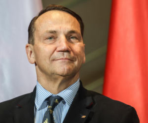 Sikorski ujawnia list do prezydenta ws. ambasadorów. Co proponuje w sprawie USA?