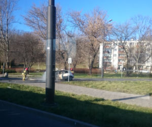 Lublin: POŻAR samochodu na Podzamczu! Auto w płomieniach. DUŻE utrudnienia [ZDJĘCIA]