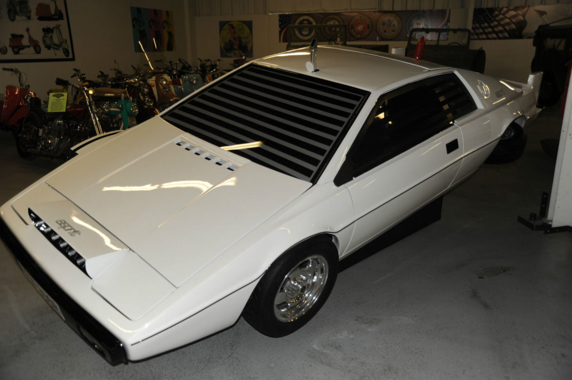 Lotus Esprit Jamesa Bonda