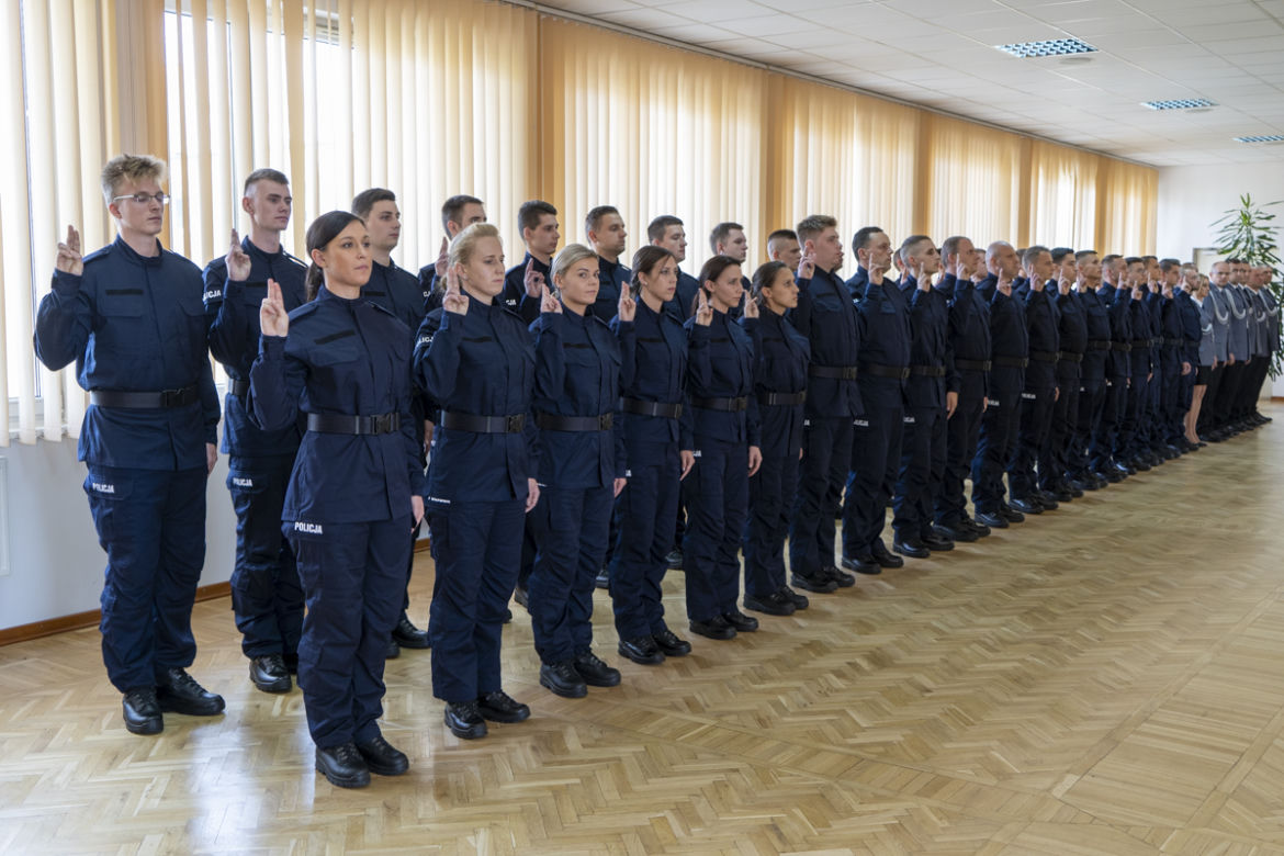 Młodzi policjanci złożyli w Bydgoszczy ślubowanie 