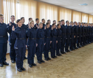 Młodzi policjanci złożyli w Bydgoszczy ślubowanie 