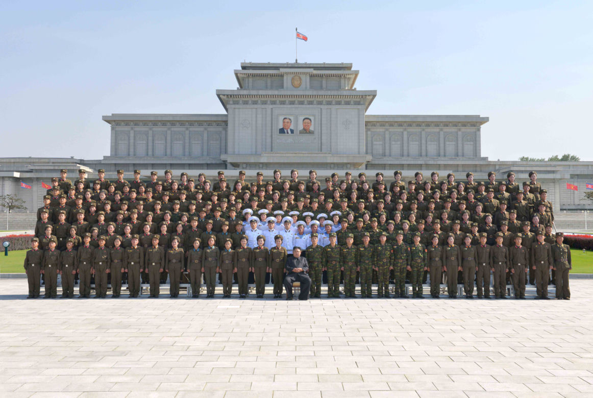 KIM HANDLUJE NARKOTYKAMI, BY MIEĆ NA BOMBĘ.