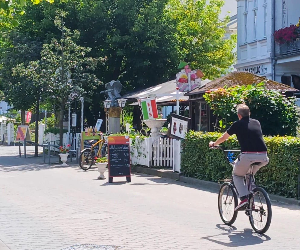 Wprowadzili niedziele handlowe, by pokonać polski kurort. Turyści i tak wybrali