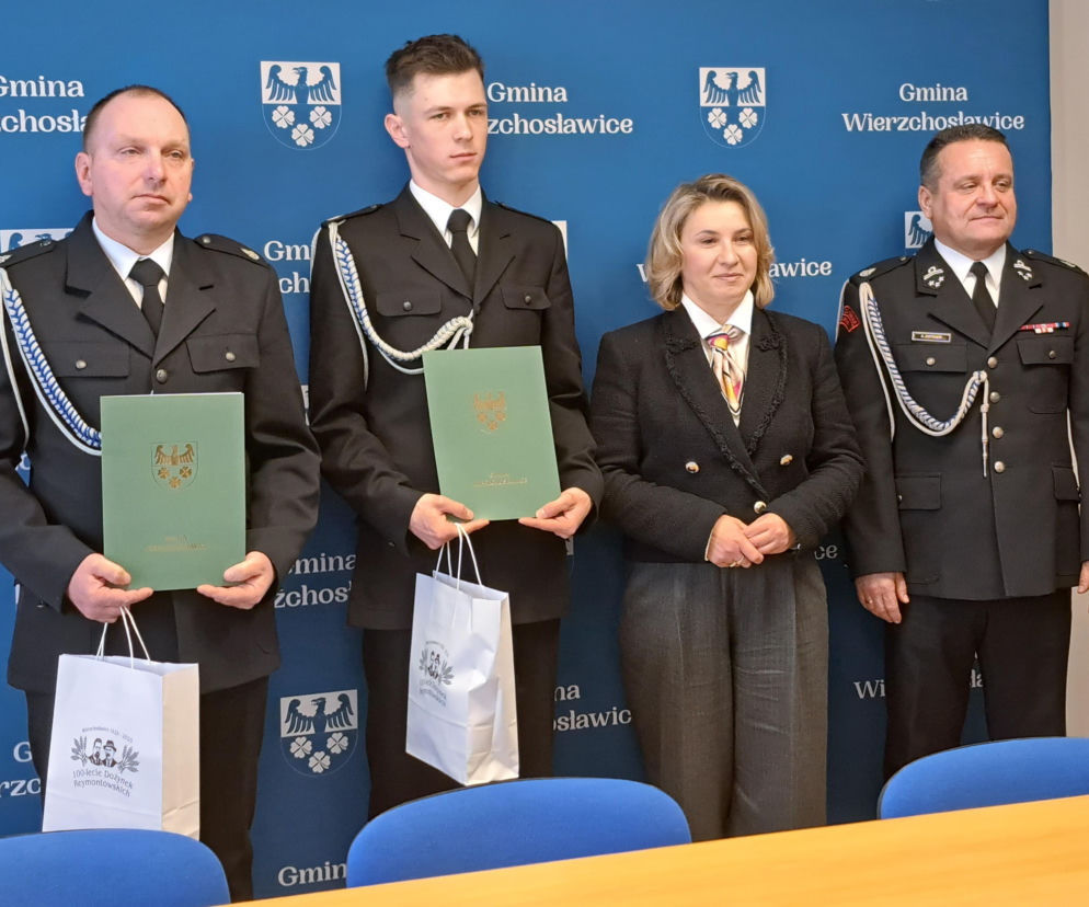 Strażacy z Wierzchosławic uhonorowani za akcję na Dunajcu – uratowali dwie osoby