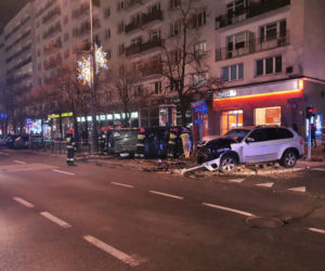 Zderzenie BMW z taksówką na Marszałkowskiej