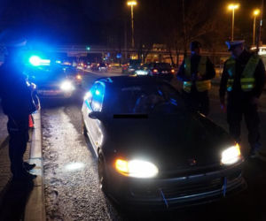 Policjanci z grupy SPEED zatrzymali ponad tysiąc praw jazdy