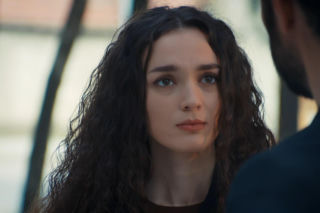 Dziedzictwo, odc. 840. Nana, Yaman