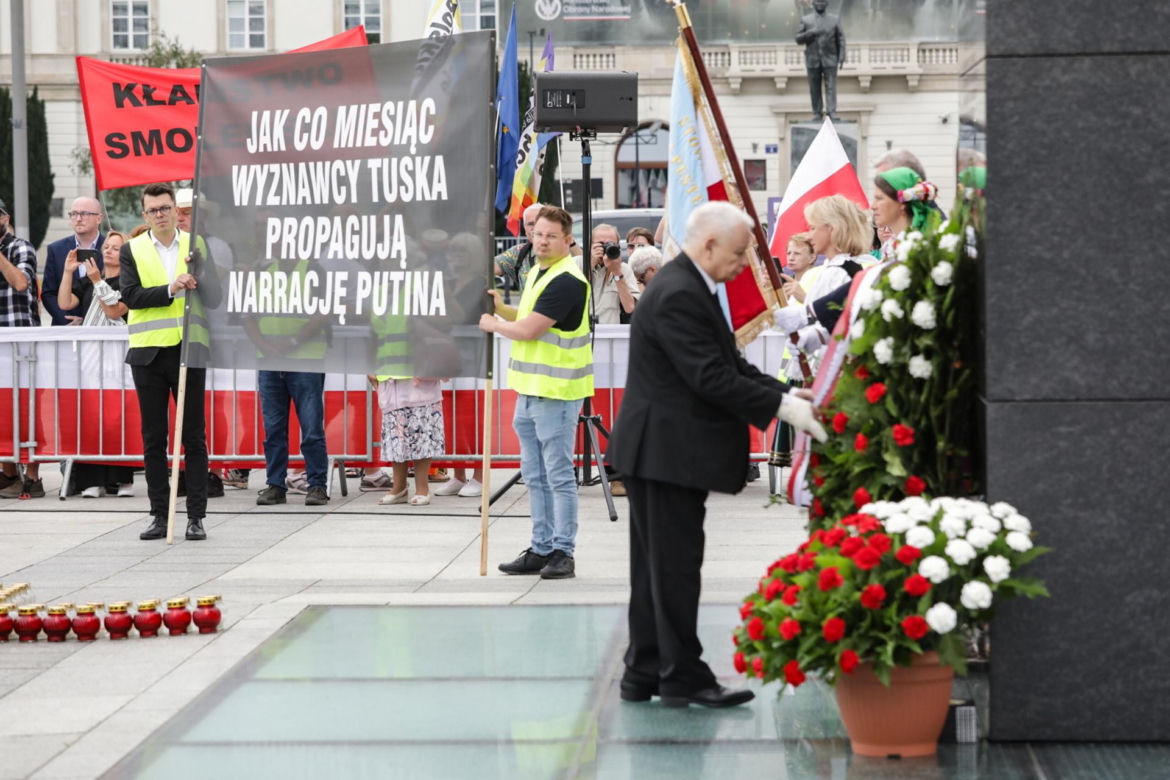 Miesięcznica smoleńska 2025. Kaczyński nie przebiera w słowa, mówi o zbrodni