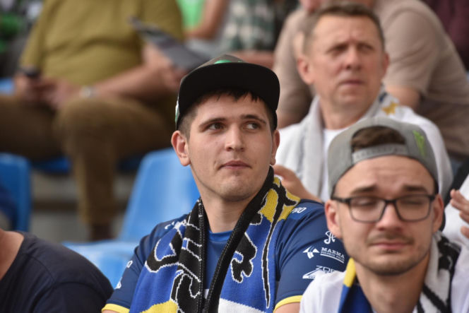 PRES Grupa Deweloperska Toruń - Gezet Stal Gorzów: Zdjęcia kibiców z meczu 7. kolejki PGE Ekstraligi na Motoarenie