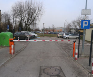 Wojna o płot i śmietnik. Konflikt mieszkańców na osiedlu w Pruszkowie