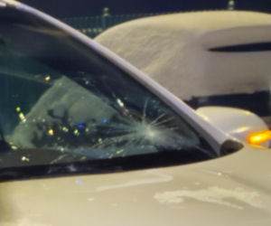 Pijany pieszy Ukrainiec, wbiegł pod auto na czerwonym świetle. Potrącony, trafił do szpitala