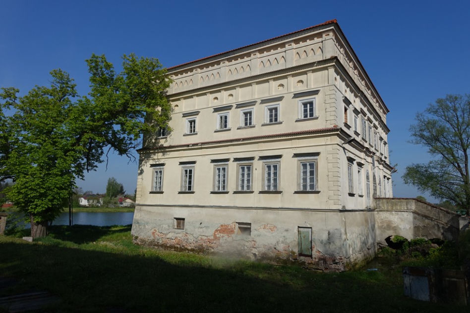 Pałac i fortyfikacje w Czemiernikach
