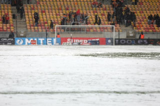 Śnieżyca sparaliżowała Ekstraklasę. Hit Jagiellonia – GKS odwołany w ostatniej chwili