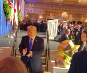 Caroline Derpieński i spotkanie z Trumpem