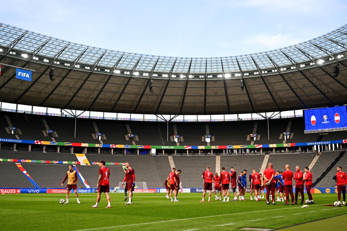 Robert Lewandowski na ostatnim treningu przed meczem z Austrią