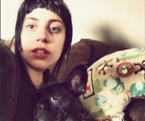 Lady Gaga przesadza w miłości do psa.