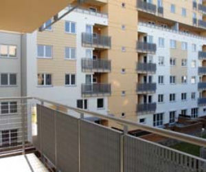 Budynek mieszkalno-usługowy przy ul. Korsaka 6 w Warszawie