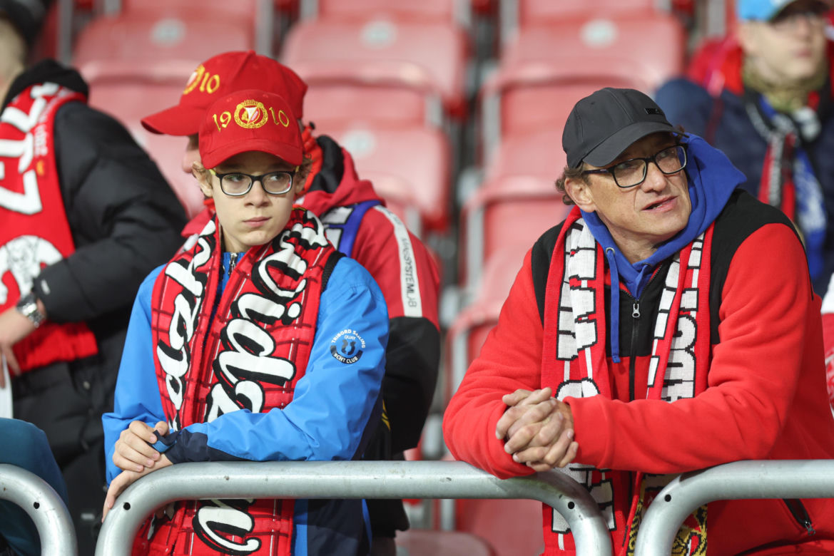 Widzew Łódź - Górnik Zabrze: Zdjęcia kibiców i zawodników z klasyku w ramach 12. kolejki PKO BP Ekstraklasy