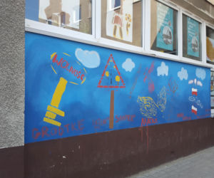Nowy mural w Lesznie. Za wałki i pędzle chwycili uczniowie