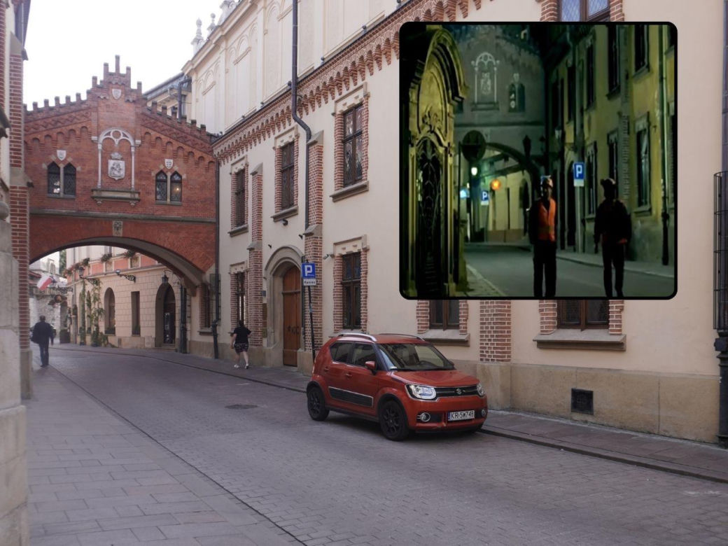 Scena przez Muzeum Czartoryskich w Krakowie 