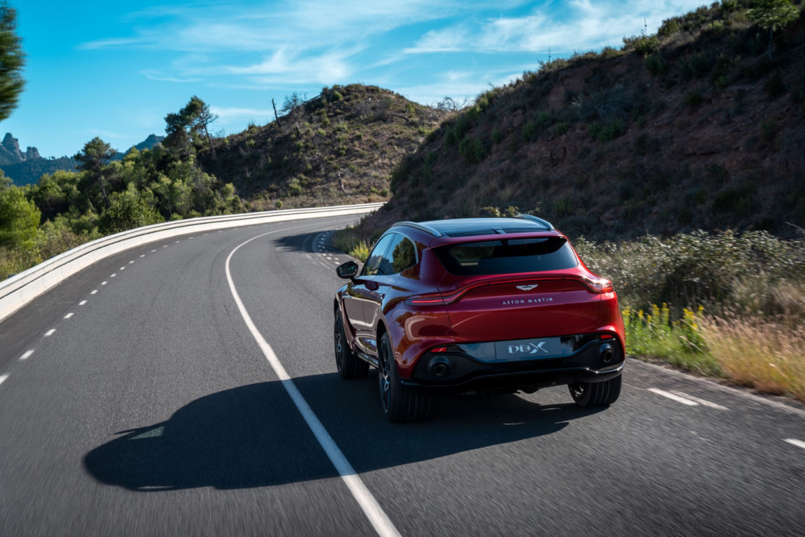 Aston Martin DBX (2020)