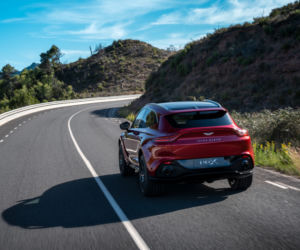Aston Martin DBX (2020)
