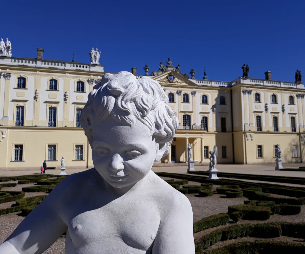 Pałac Branickich w pierwszych dniach wiosny [ZDJĘCIE DNIA]