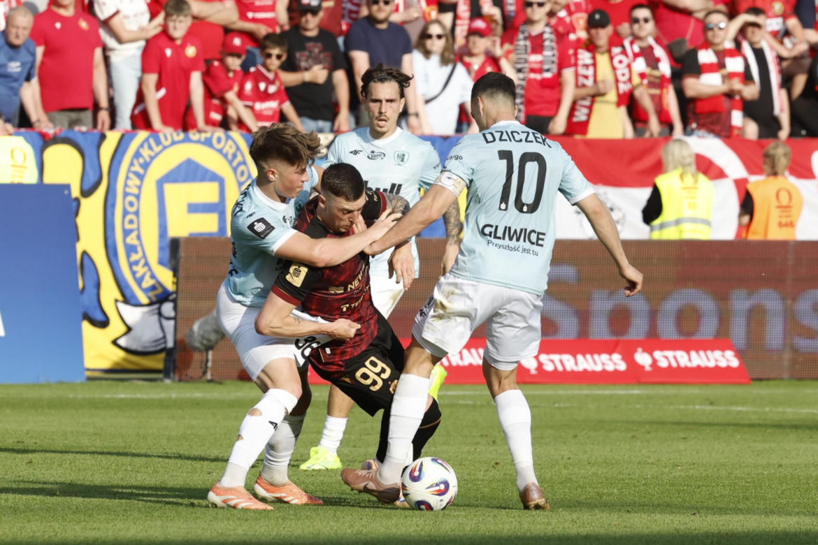 Widzew Łódź - Piast Gliwice: Zdjęcia kibiców i zawodników z meczu 34. kolejki PKO BP Ekstraklasy