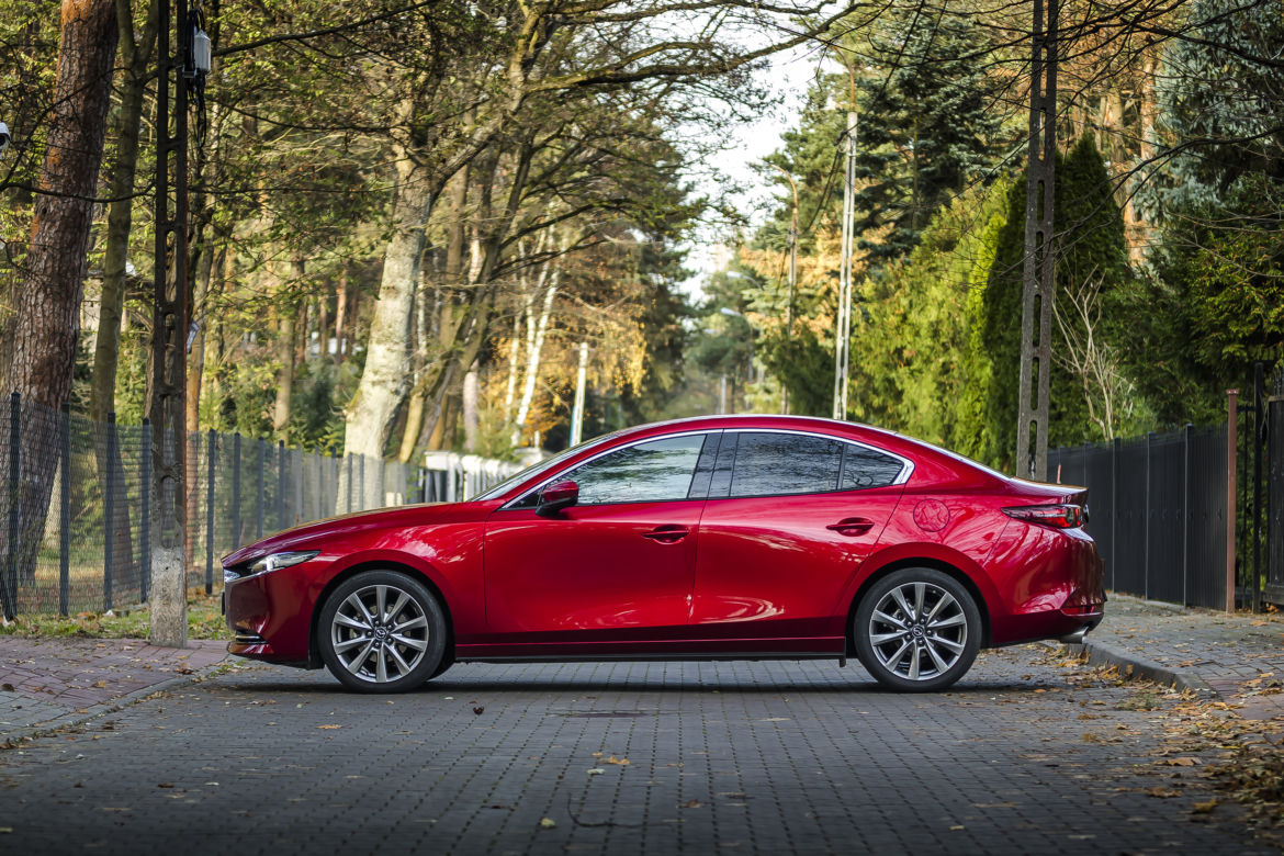 Mazda 3 Sedan 2.0 SKYACTIV-X 180 KM 6MT Enso