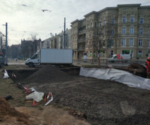 Przebudowa torowiska na pl. Szarych Szeregów