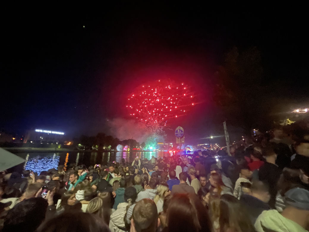 Wielka Parada Smoków 2023 w Krakowie! Nocne Widowisko na Wiśle