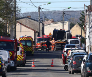 Francja/ Zderzenie pociągu TGV z ciężarówką - zginął maszynista, 27 osób rannych.