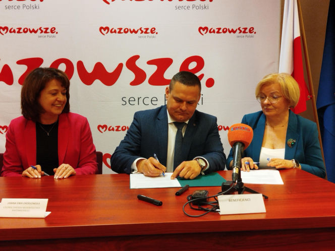 Umowy na dotacje unijne dla czterech lokalnych inwestycji w subregionie siedleckim i powiecie mińskim zostały już podpisane!