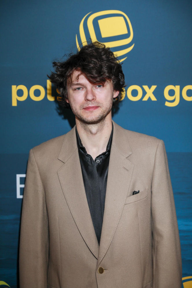 To on zagra Pawła w „Pierwszej miłości”! Kim jest aktor, który przejmuje kultową rolę?