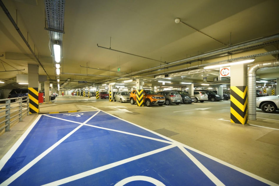 Parking podziemny przy Pl. Krasińskiego w Warszawie