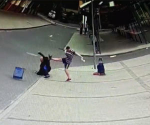 W kilkadziesiąt sekund zabił pana Franciszka. Wstrząsający film z targu w Rawie Mazowieckiej