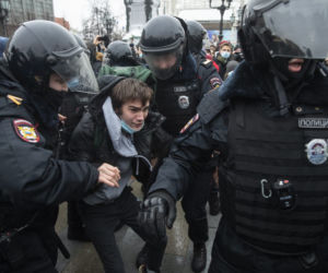 Wyszyli na ulice dla Navalnego. Protesty w Rosji.