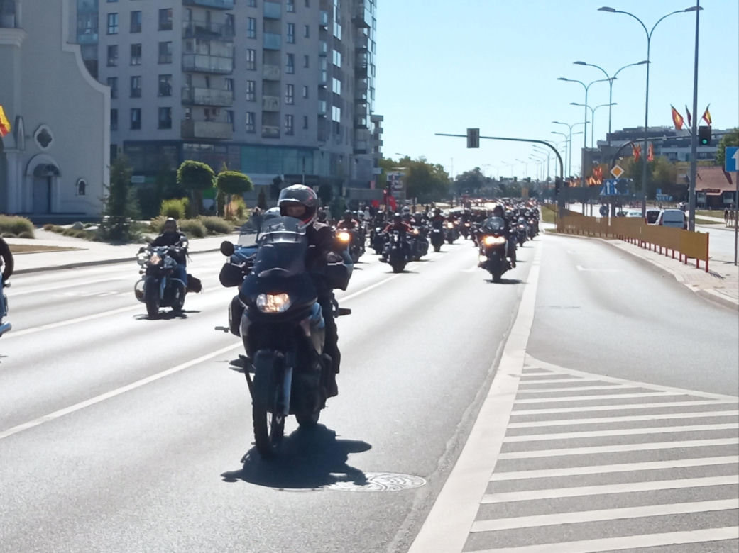 Setki motocyklistów przejechało przez centrum Białegostoku. Zobacz zdjęcia z Wielkiej Parady Motocyklowej [GALERIA]