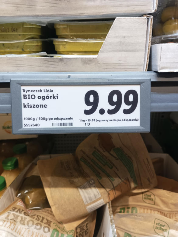 Porównaliśmy ceny w polskim i niemieckim markecie. Gdzie zarobimy tańsze zakupy na Wielkanoc? 