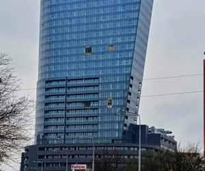 Żuraw zniknął z placu budowy Hanza Tower
