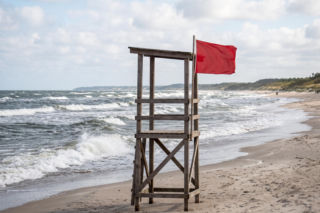 Sinice Chłopy. Czy w Chłopach można się kąpać 08.08? Flaga, warunki pogodowe