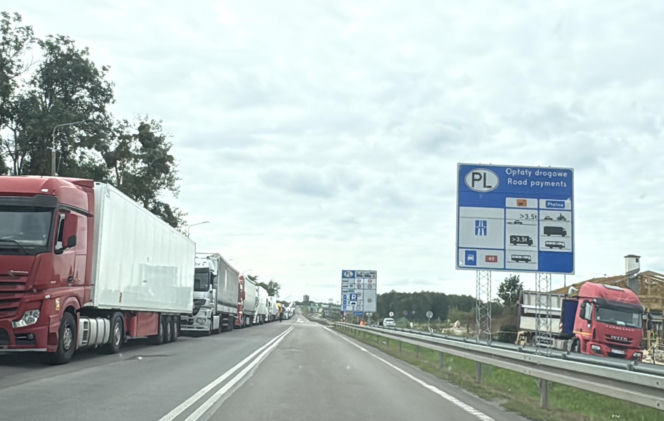 "Nie życzę nikomu takiej pobudki". Huk, błysk i dym przy granicy. Tak Dorohusk przeżył atak rosyjskich dronów