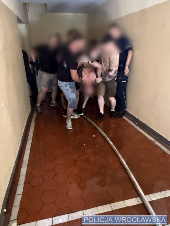 Dramat w sercu Wrocławia. 47-latek groził wysadzeniem kamienicy