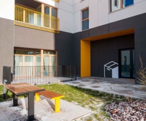 Uwagę zwracają dziś takie adresy jak ul. Dębowa 1 w Łodzi. To tam powstały Apartamenty Dębowa - inwestycja zlokalizowana w centrum Łodzi, w sąsiedztwie alei stuletnich dębów